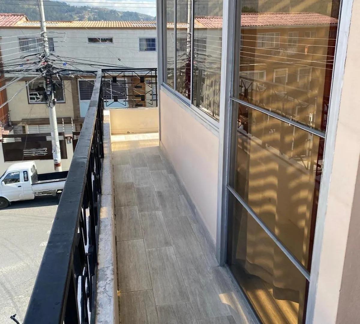 Departamento Elegante Y Amplio Con Free Parking Apartman Cuenca