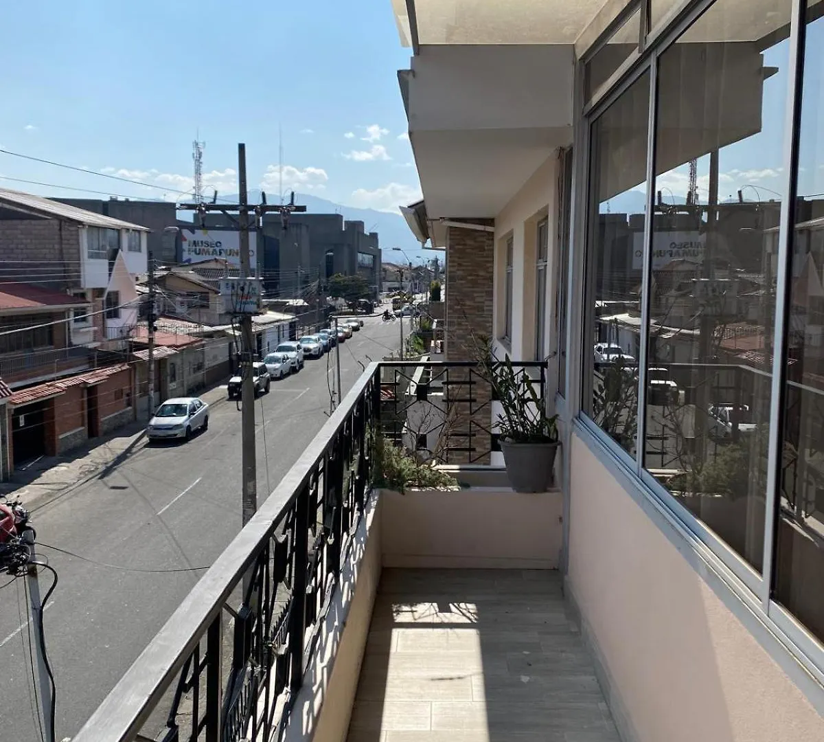 Departamento Elegante Y Amplio Con Free Parking Apartman Cuenca